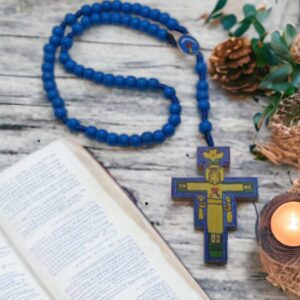 Różaniec  z dużym Niebieskim Krzyżem Miłości - granat